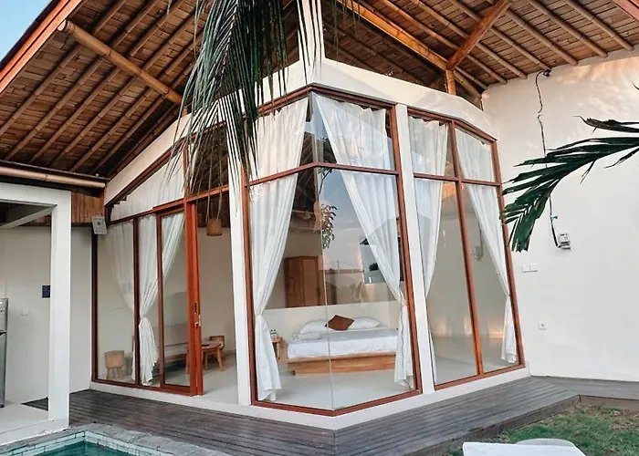 Hotel Capila Bali 3*